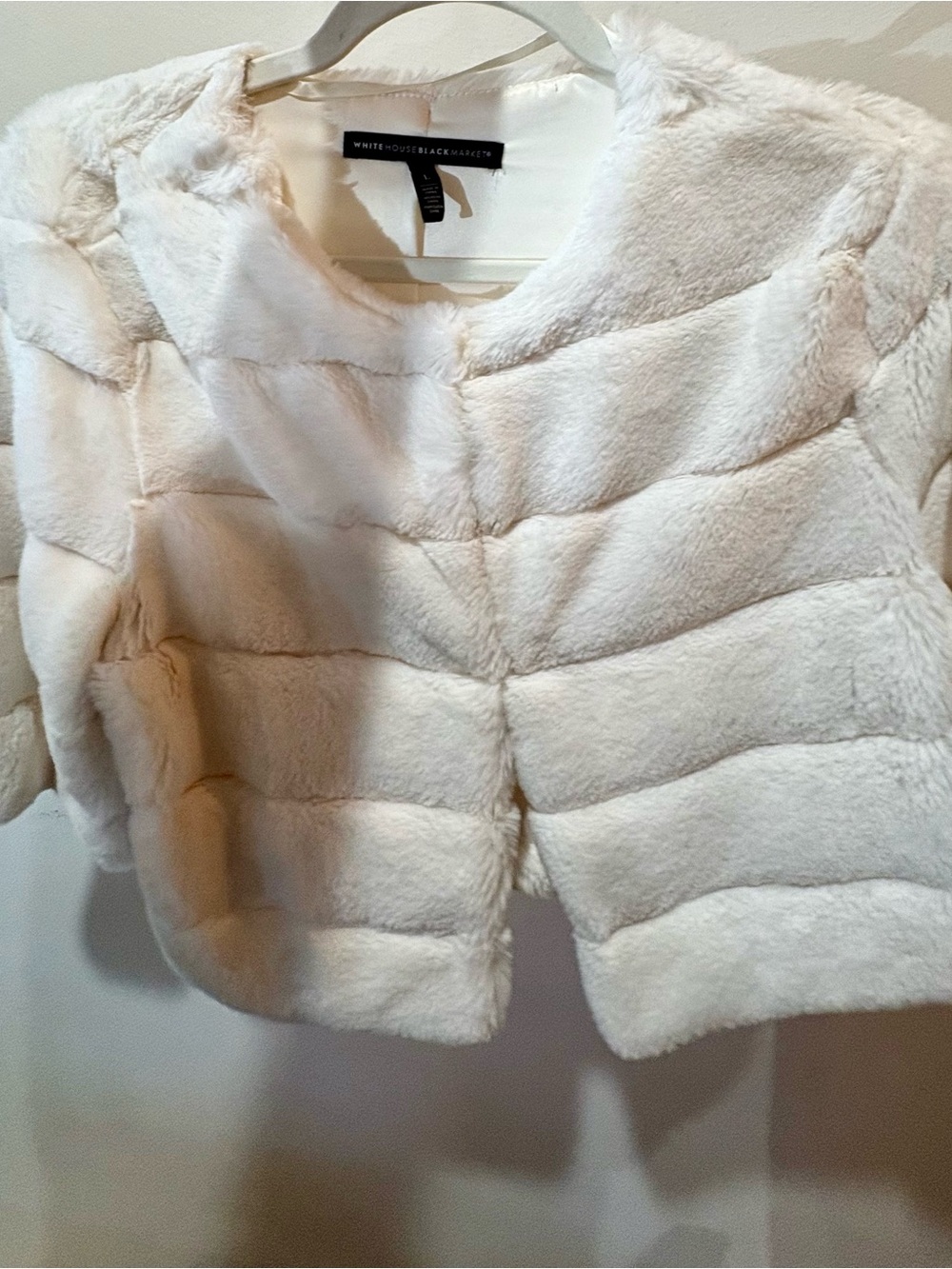 White House Black Market Ivory Faux Fur Wedding Bolero L